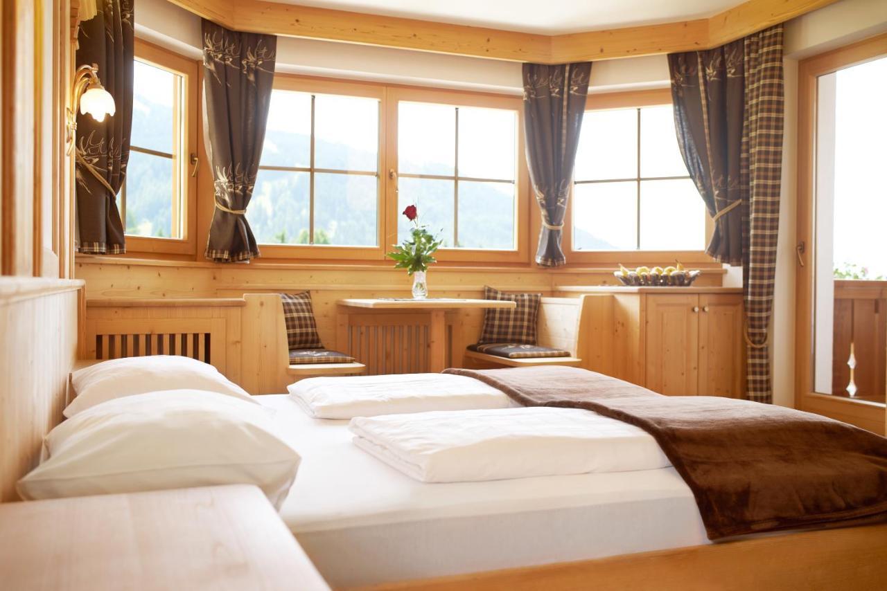 Garni Hotel Rosengarten B&B Σέλβα ντι Βαλ Γκαρντένα Εξωτερικό φωτογραφία