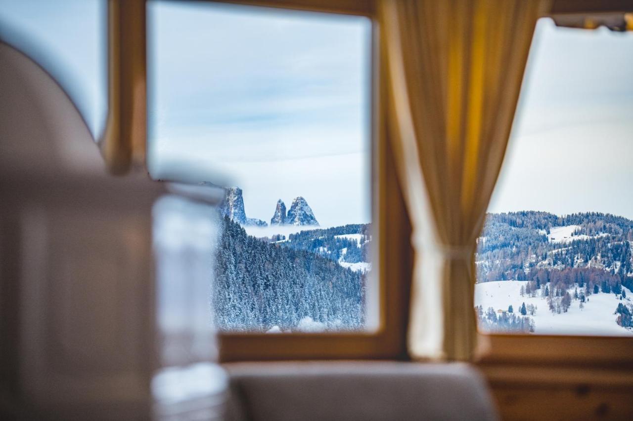 Garni Hotel Rosengarten B&B Σέλβα ντι Βαλ Γκαρντένα Εξωτερικό φωτογραφία