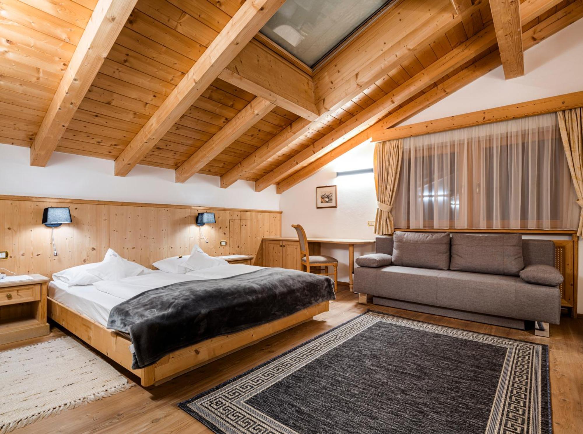 Garni Hotel Rosengarten B&B Σέλβα ντι Βαλ Γκαρντένα Εξωτερικό φωτογραφία